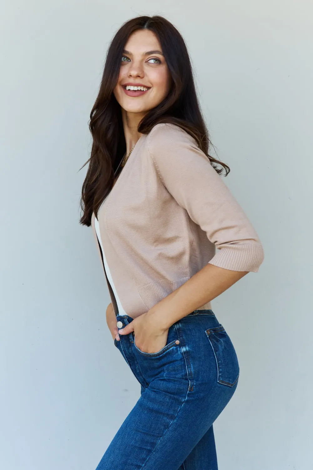 3/4 Sleeve Cropped Cardigan in Khaki