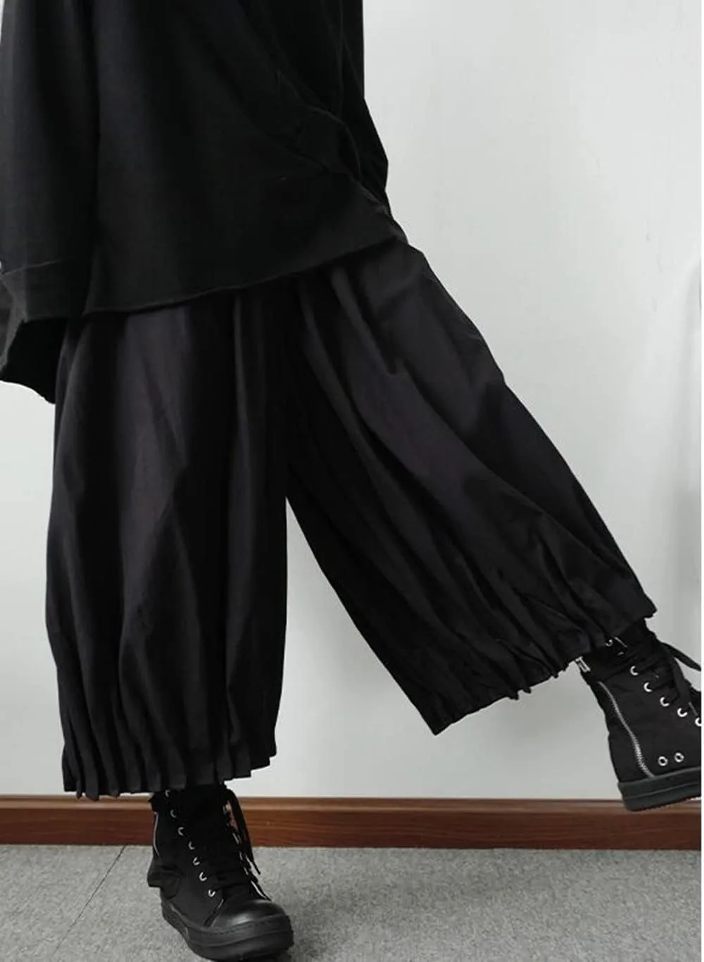 AITFINEISM Men's Casual Skirt Pants Loose Wide Leg Harem Pant Japanese Harajuku Kimono Trousers