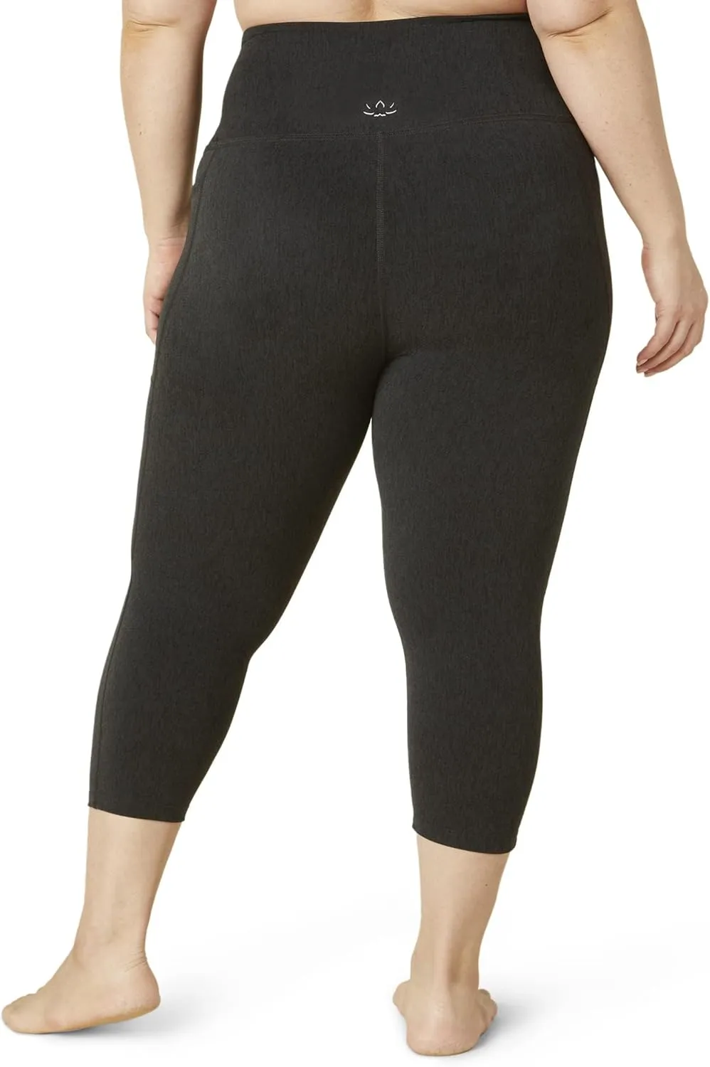 Beyond Yoga Spacedye Out of Pocket High Waisted Capri Leggings  Sportswear for Women  UV Protection