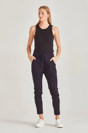 EMILY JOGGER