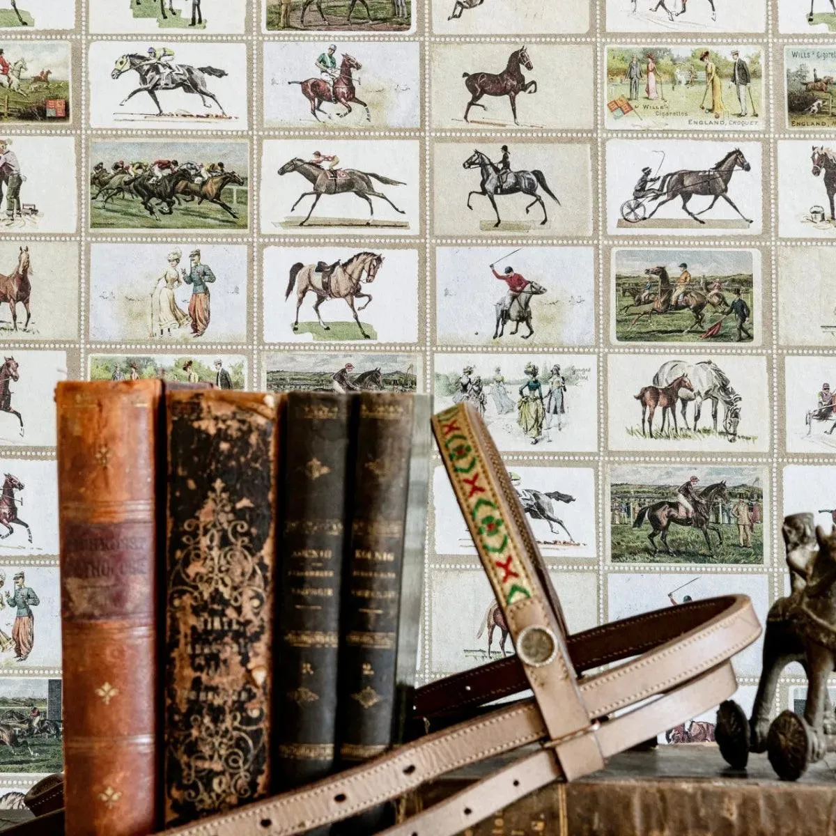 English Equestrian Stamps Wallpaper - Mind The Gap