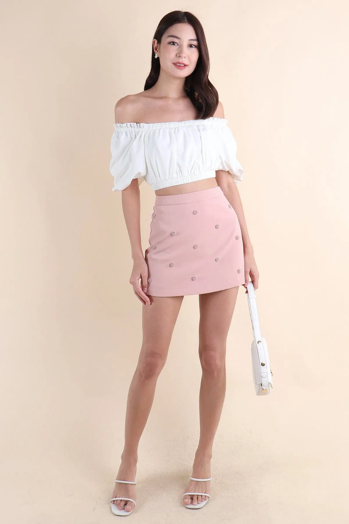STARRY EMBELLISHED SKIRT IN PINK