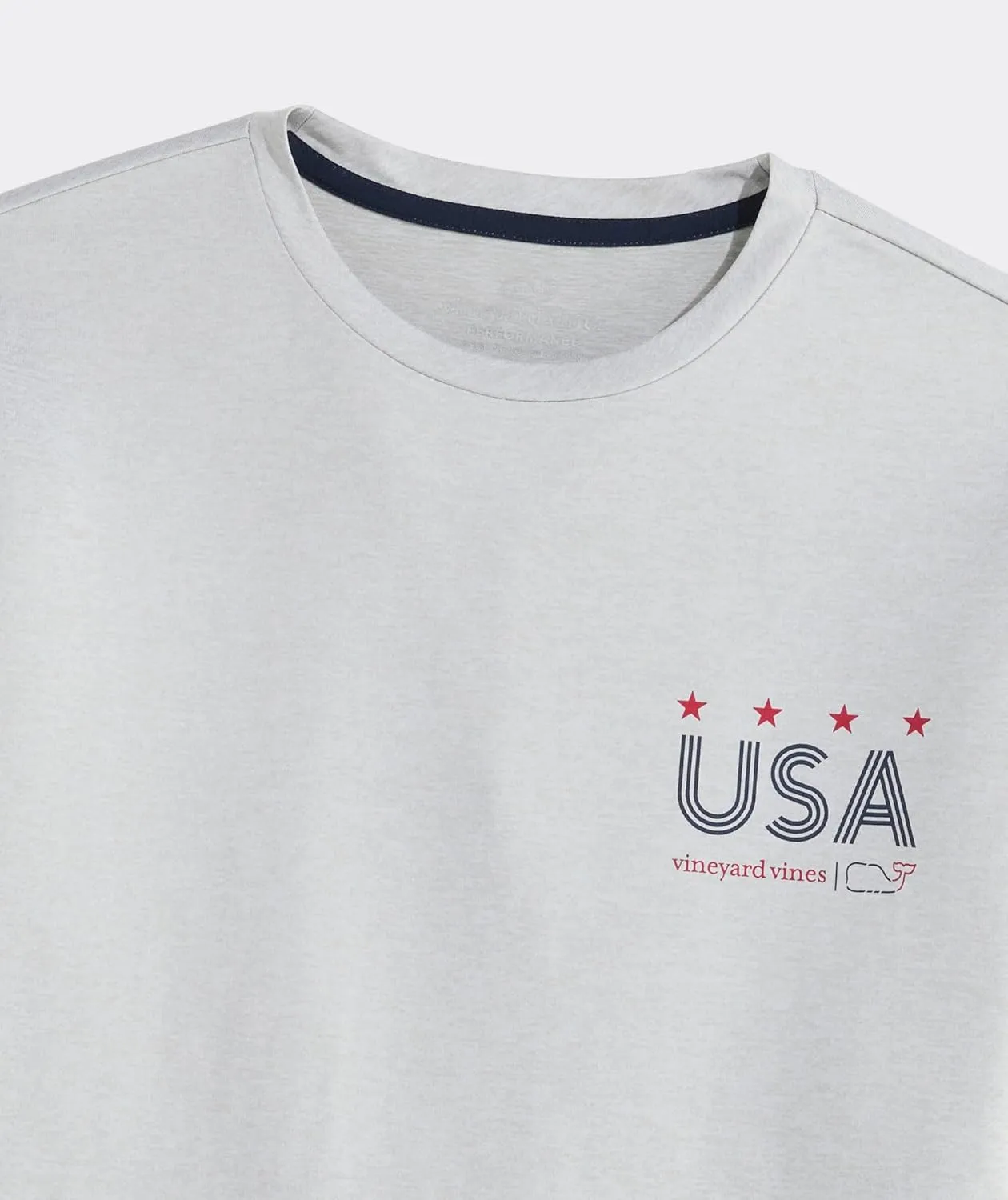 vineyard vines Men's USA Flag Long-Sleeve Harbor Performance Tee